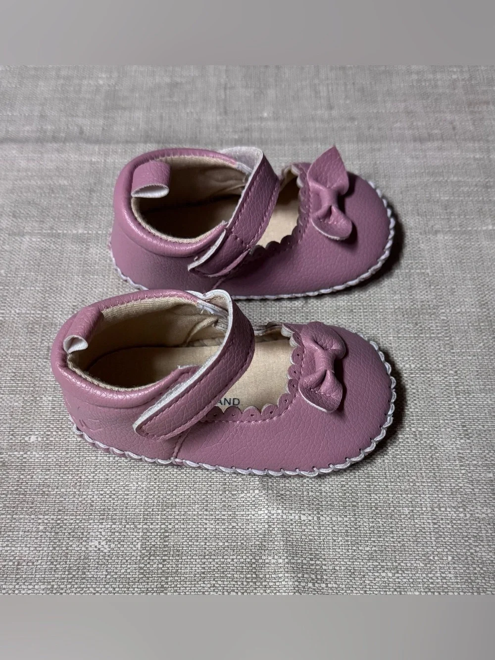 LUCKY BRAND INFANT GIRLS MARY JANE CRIB SHOES w/BOW. SZ 3”